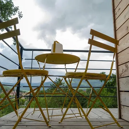 Casa de Férias Le Moonloft Insolite Tiny-house Dans Les Arbres & 1 Seance De Sauna Pour 2 Avec Vue Panoramique