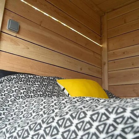 Casa de Férias Le Moonloft Insolite Tiny-house Dans Les Arbres & 1 Seance De Sauna Pour 2 Avec Vue Panoramique *